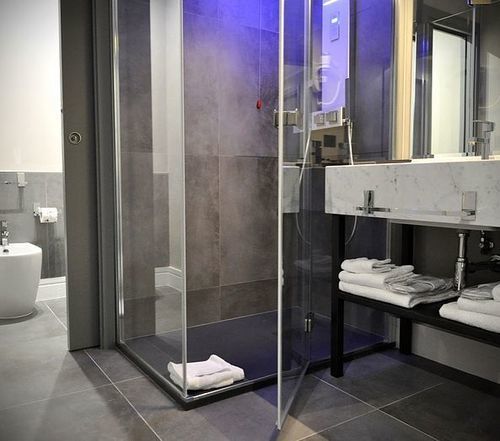 Place 24 Suites&wellness 2* Rom